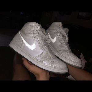 Jordan 1 laser
